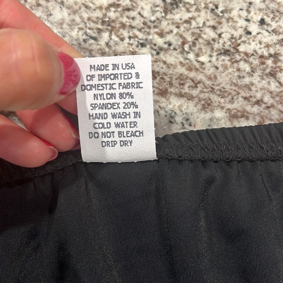 New T.H.E. Swim skirt - Picture 8 of 13